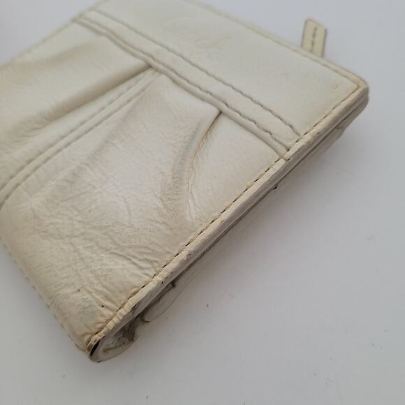 Coach Madison Wallet White Bifold 3x3 Mini Small Card Bill Holder Logo Compact - Picture 12 of 12